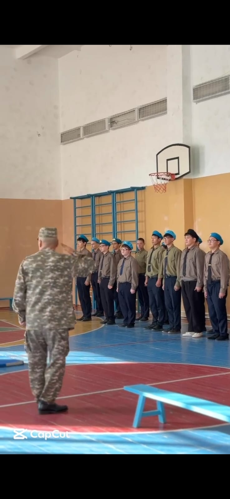 Республика күніне арналған патриоттық сайыс! 💪 22 қазан алғашқы әскери дайындық пәнінің мұғалімі М. Балпыковтың жетекшілігімен 10-сыныптар арасында «Қару – ердің серігі» атты патриоттық сайыс өтті. 