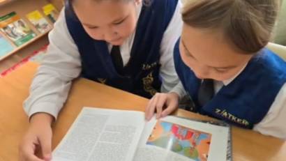 6 &quot; В &quot; сынып оқушылары &quot; Менің сүйікті кітабым &quot; тақырыбында презентациялар дайындады.