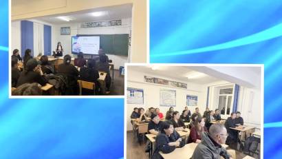 3 қараша күні 11 &quot;А&quot; және 11 &quot;В&quot; сынып ата-аналарына арналған жиналыс өтті.  Күн тәртібінде келесі мәселелер қарастырылды: