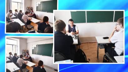 &quot;Қаржы әлемі&quot; атты қаржылық сауаттылық апталығы &quot;Өнегелі өмір&quot; жобасы аясында 10 &quot;С&quot; сынып оқушылары табысты бизнесменмен кездесу сағаты. Встреча учащихся 10 &quot;С&quot; класса с успешным бизнесменом.