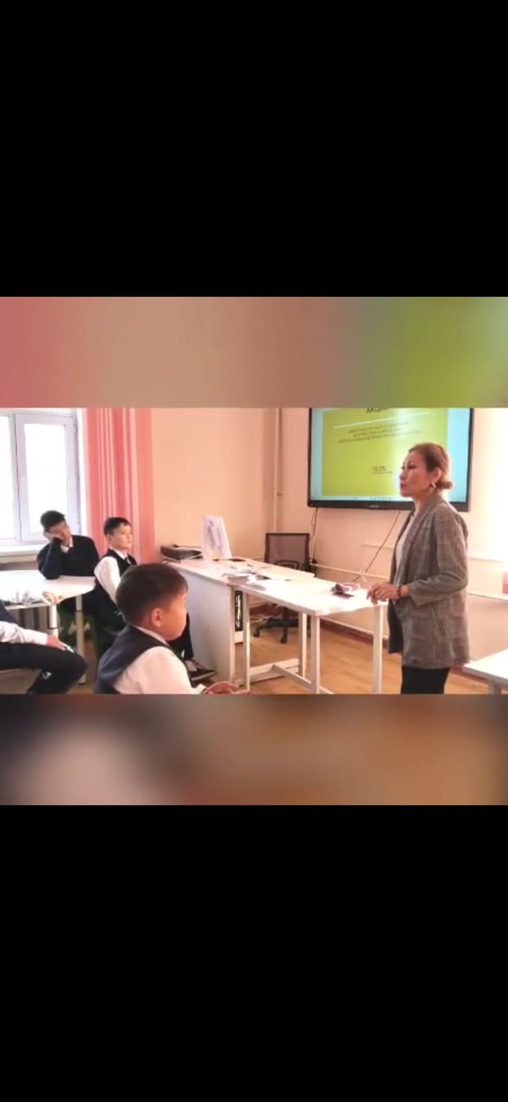 14 қараша күні 8 «А» және 8 «В» сынып оқушылары үшін &quot;Қаржы әлемі&quot; атты қаржылық сауаттылық апталығы аясында «Қаладағы экономикалық өмір сүру негіздері» атты мазмұнды воркшоп ұйымдастырылды.